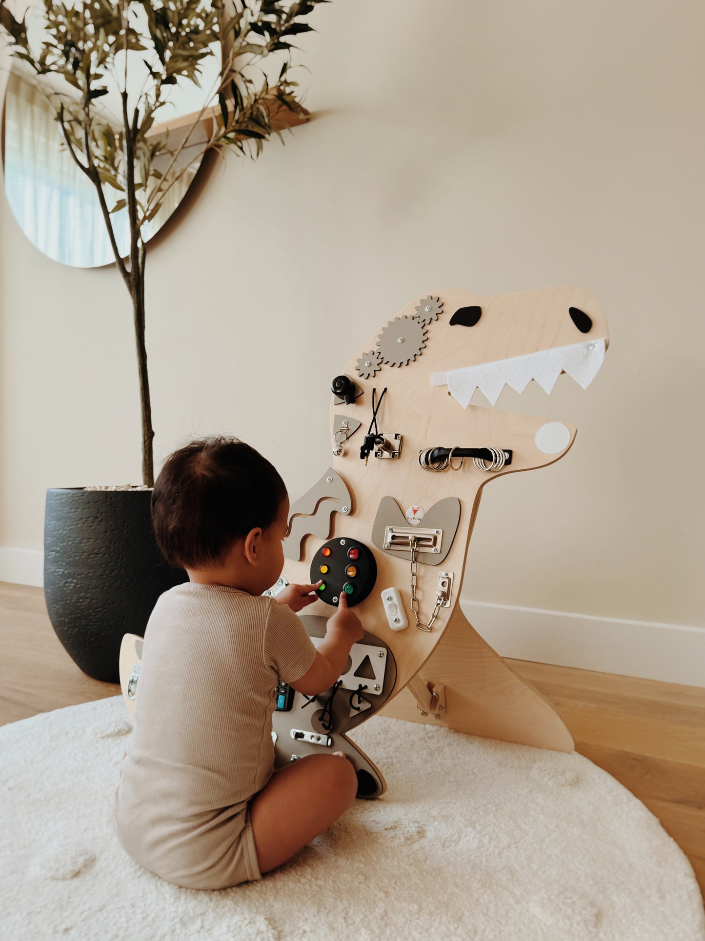 Montessori activiteitenbord Dinosaurus Foxy family